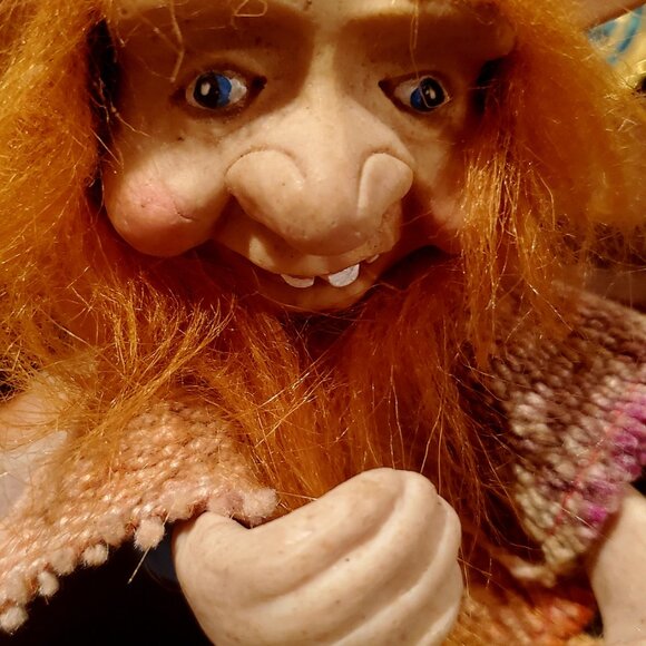 Rare Handcrafted Andean Goblin Figurine – Antique Folk Art Collectible with Trad - Picture 4 of 4